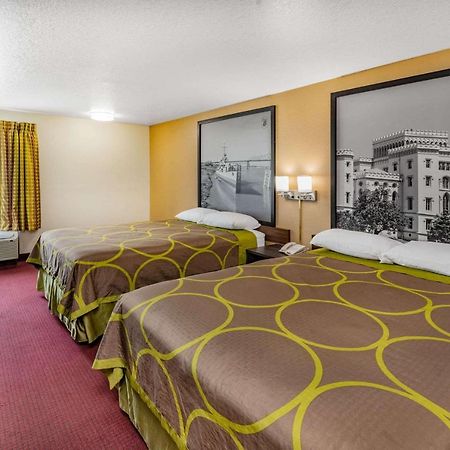 Super 8 By Wyndham Kinder/Coushatta Near Casino Zewnętrze zdjęcie